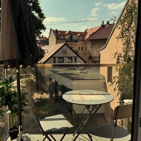 Wine&go Studio, Stylish, Quiet Center