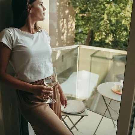 Wine&go Studio, Stylish, Quiet Center *