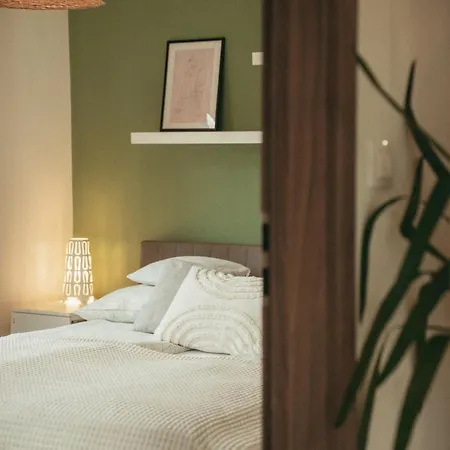 Wine&go Studio, Stylish, Quiet Center Apartman Eger